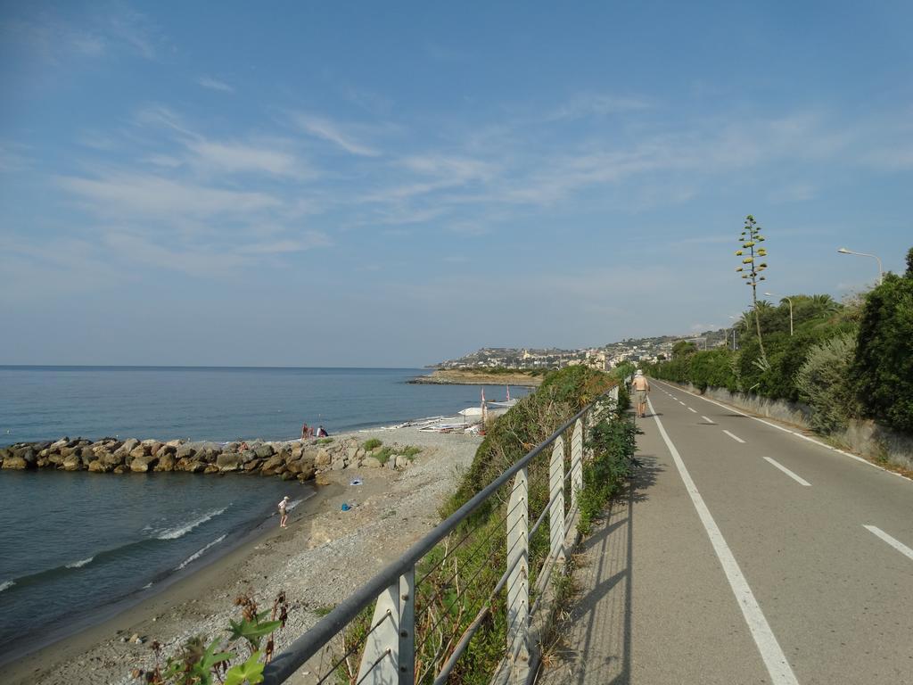 리바 리구레 Strada Casai 19 아파트 외부 사진
